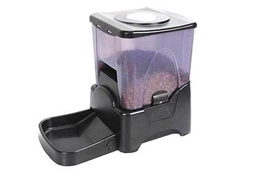 Automatic pet feeder