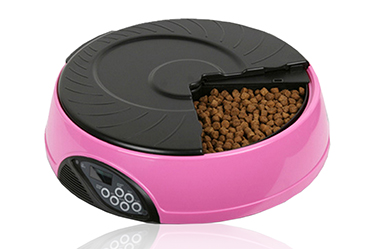 Automatic pet feeder